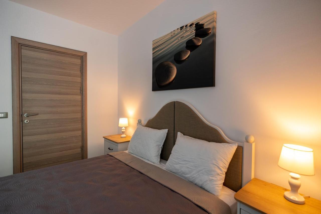 San Francisco Aparthotel Pool & Spa Mamaia Nord Năvodari Extérieur photo