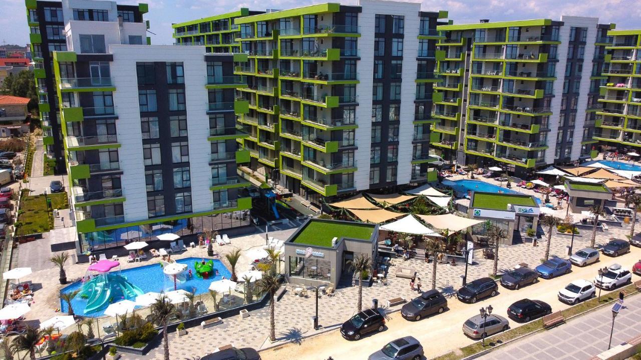 San Francisco Aparthotel Pool & Spa Mamaia Nord Năvodari Extérieur photo