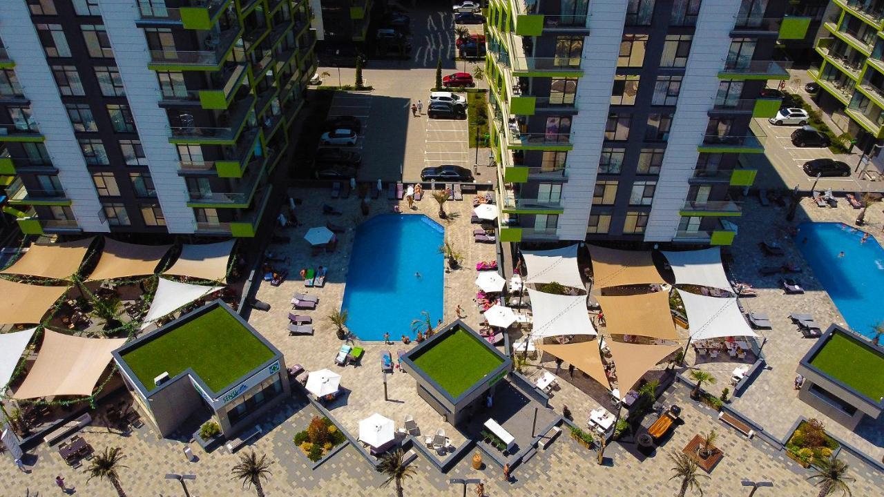 San Francisco Aparthotel Pool & Spa Mamaia Nord Năvodari Extérieur photo